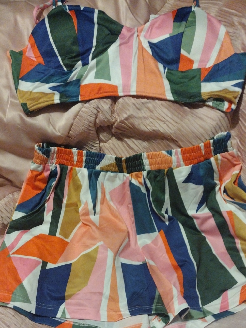 Colorblock Three-Piece Crop Top & Shorts Set - Multicolor